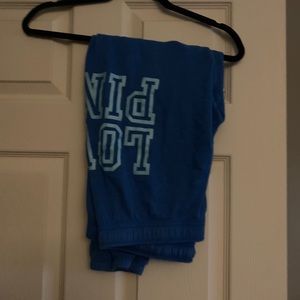 Love pink blue capris